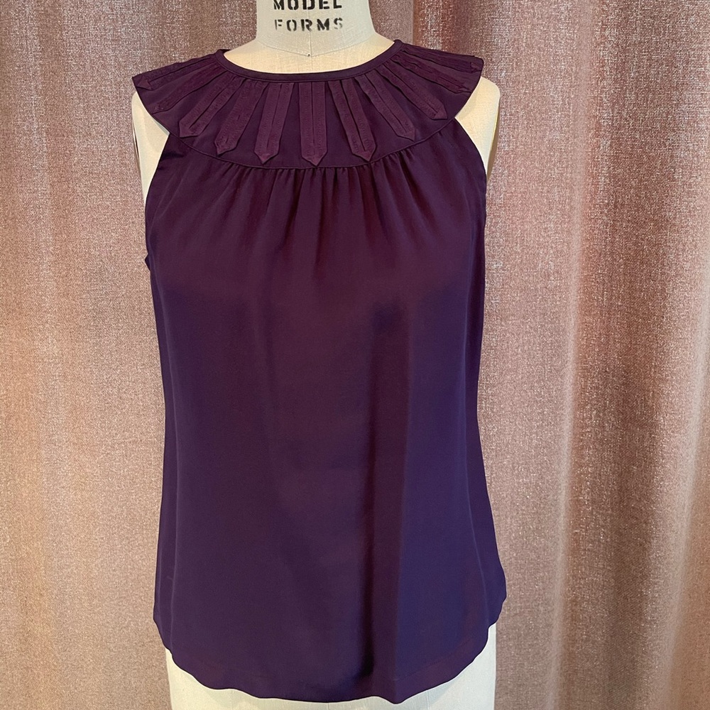 Banana Republic Sleeveless Blouse